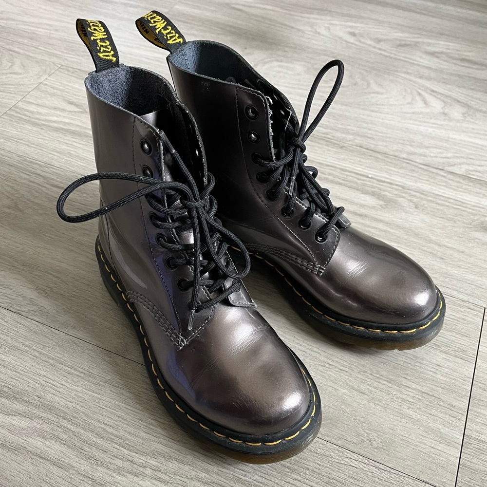 Dr Martens Women 8-Eye Pascal The Original Airware High Top Pewter Boots